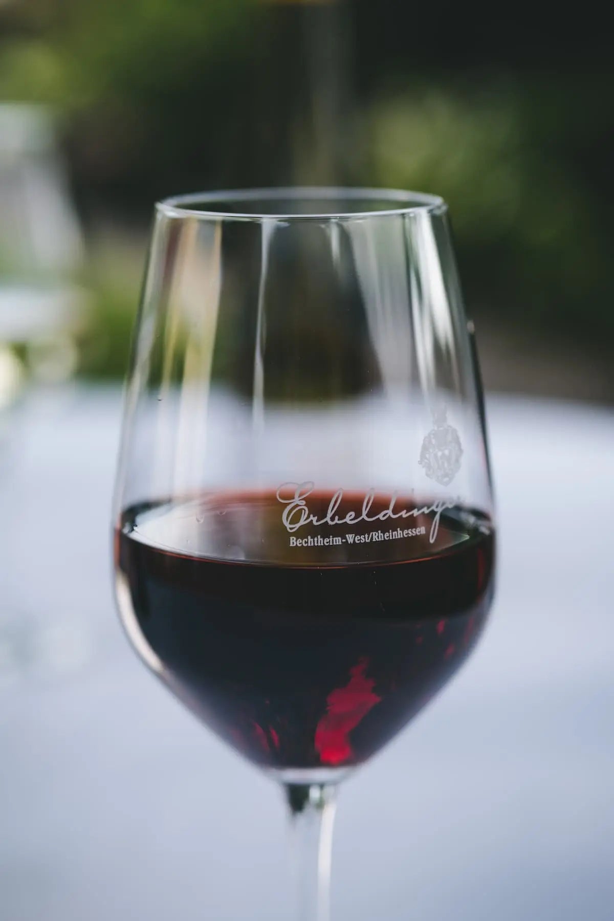 Erbeldinger Rotwein im Glas