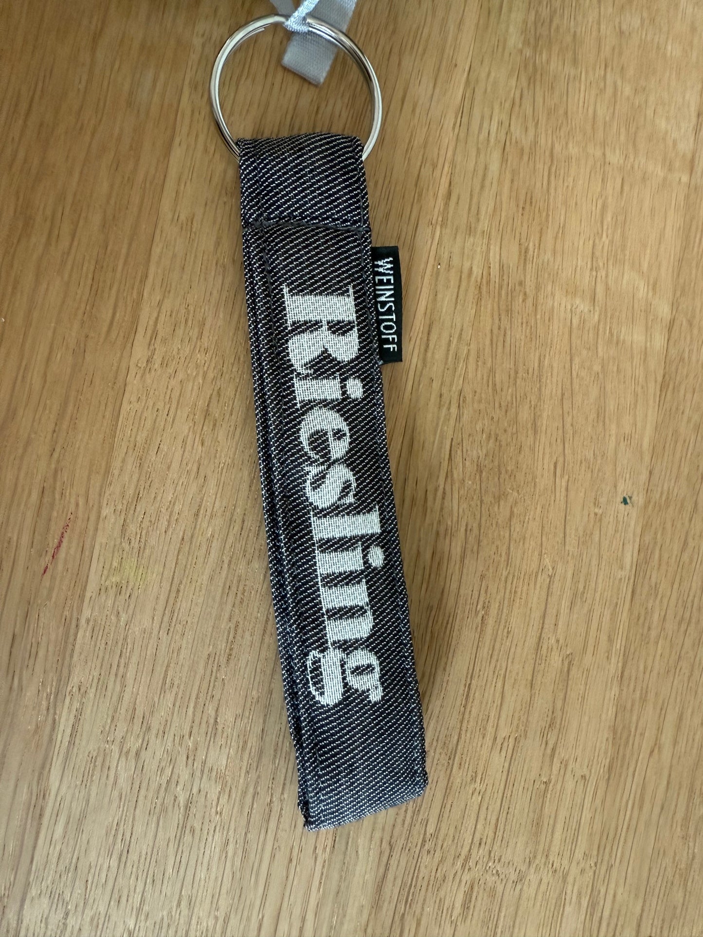 
                  
                    Riesling Schlüsselanhänger
                  
                