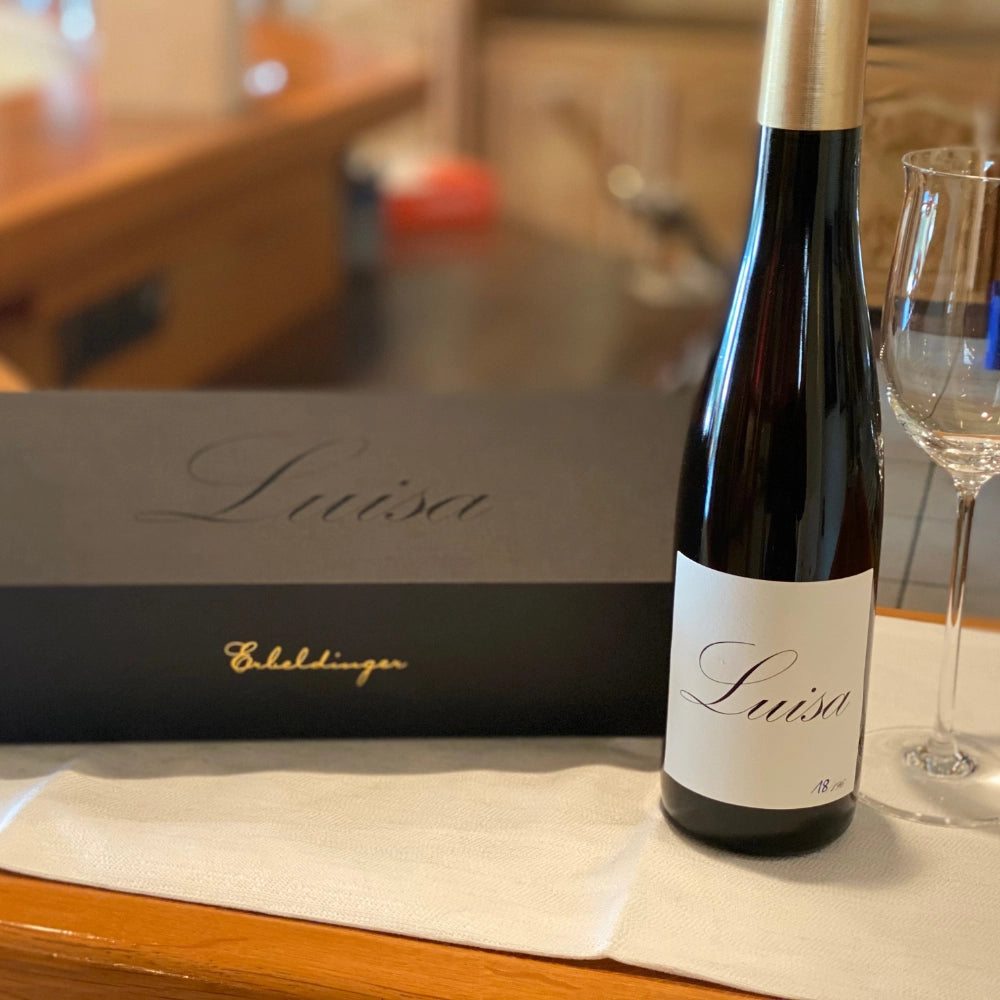 Luisa Riesling mit Geschenkkarton Weingut Familie Erbeldinger